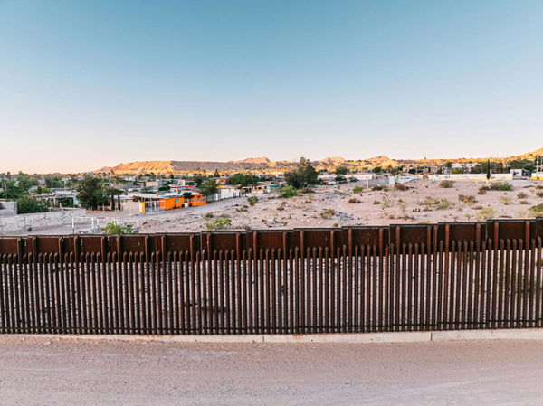 Percentage of Illegal Immigrants by Country